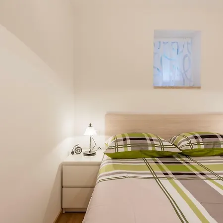 Ventula Apartment
